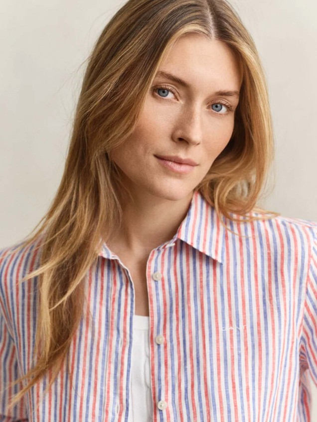 Camisa de Linho às Riscas Corte Regular
