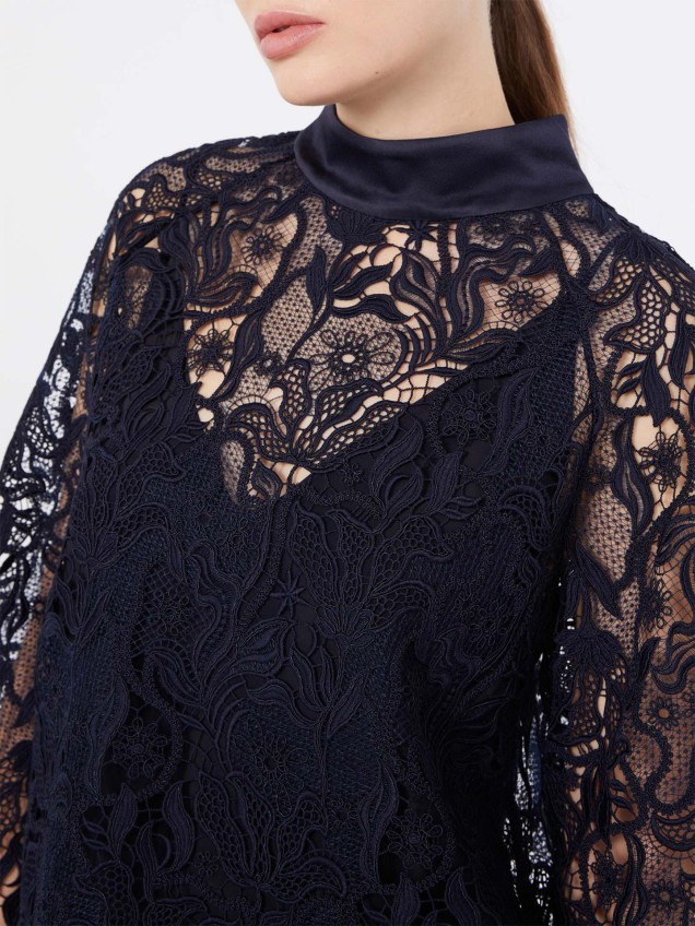 Blusa em Renda MSEPIOVRA