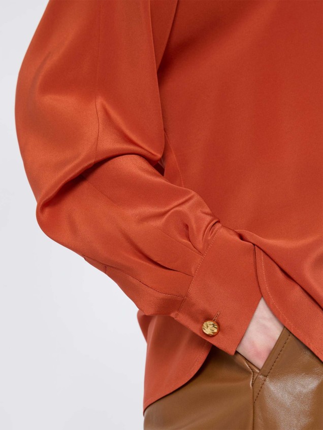 Blusa de Seda MSTAIA