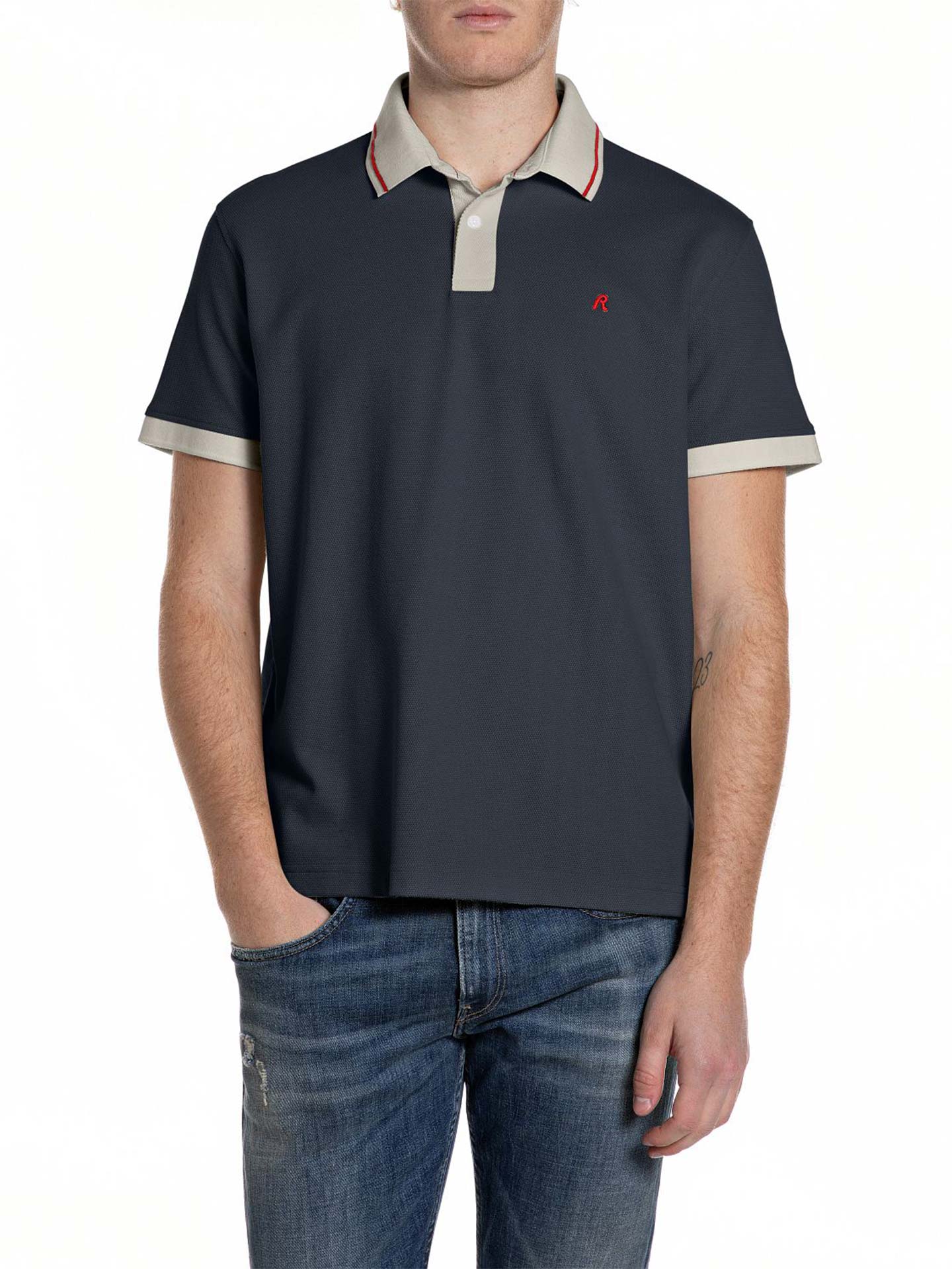 Polo com Gola Contraste