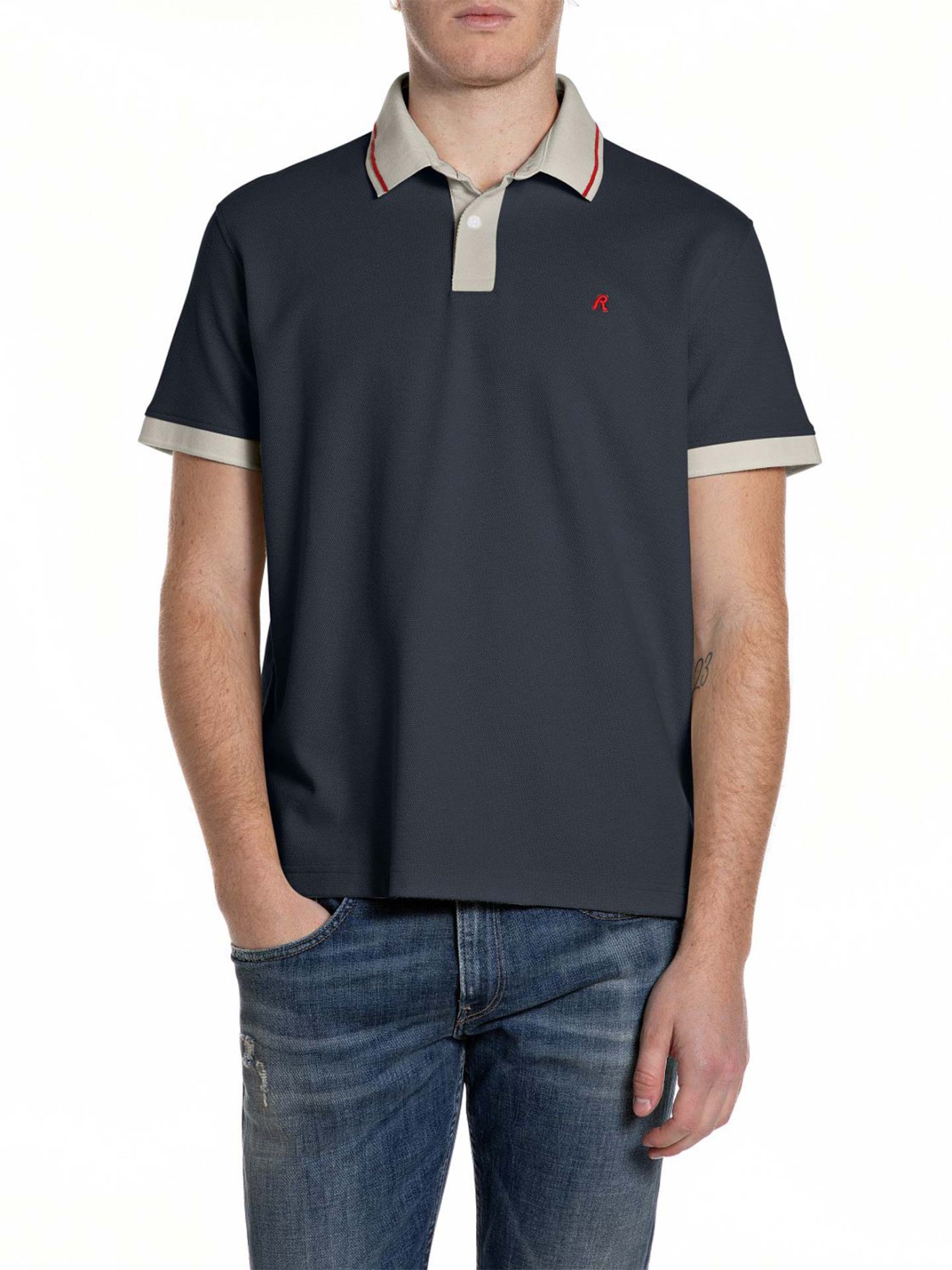 Polo com Gola Contraste