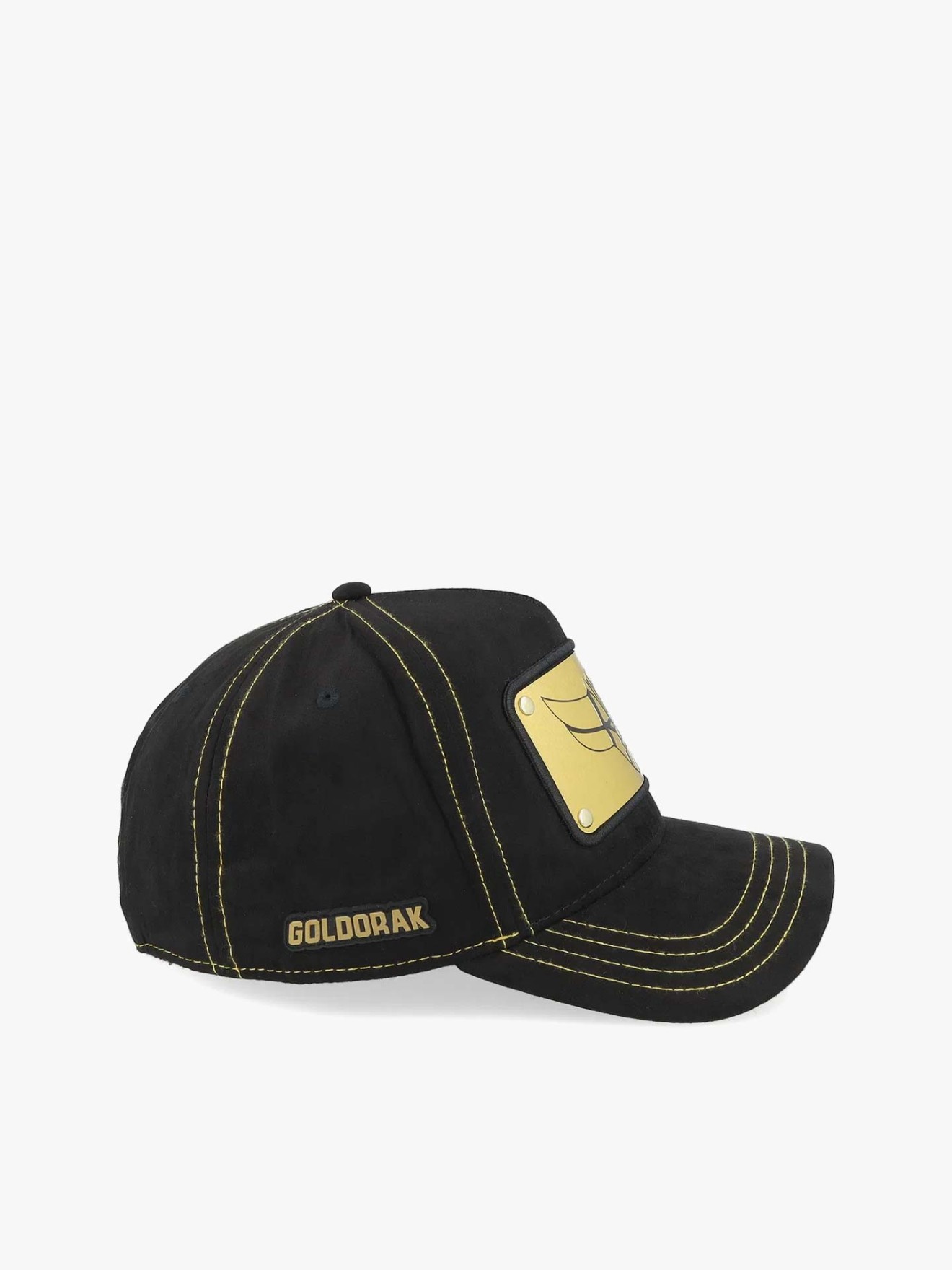 Boné com Placa Metálica Goldorak