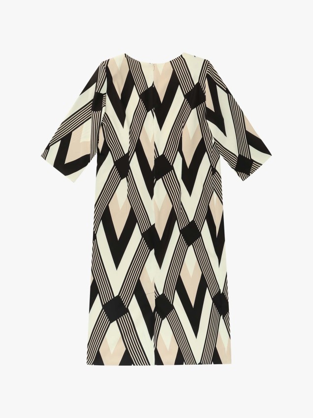 Vestido com Padrão Geométrico