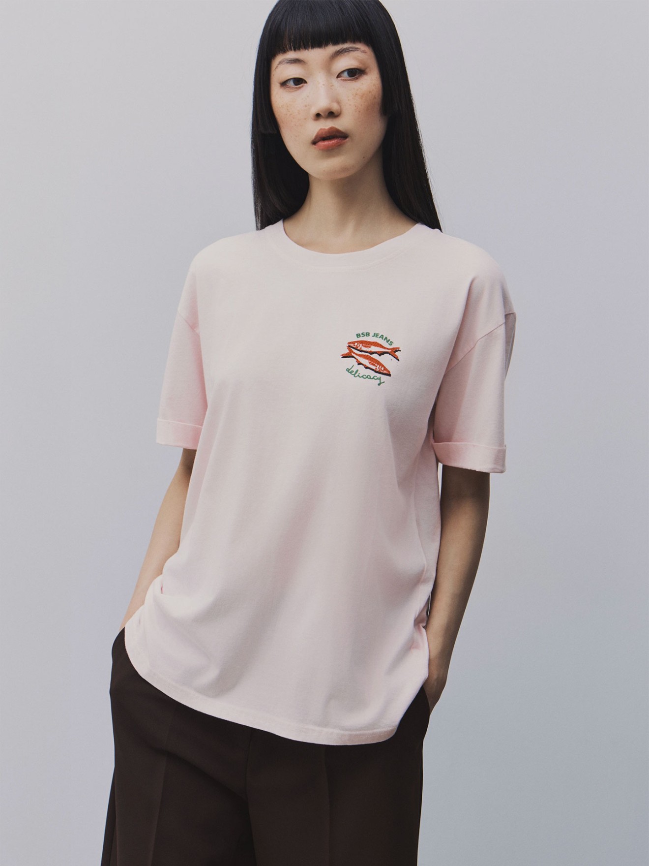 T-shirt Oversized com Estampado e Brilhantes