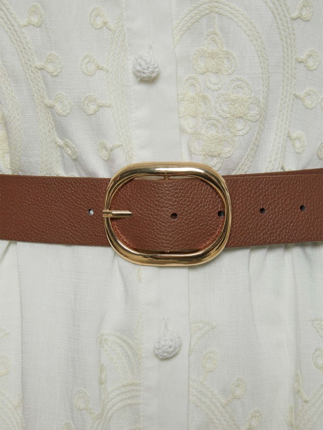 Vestido Camiseiro Midi com Detalhes Bordados