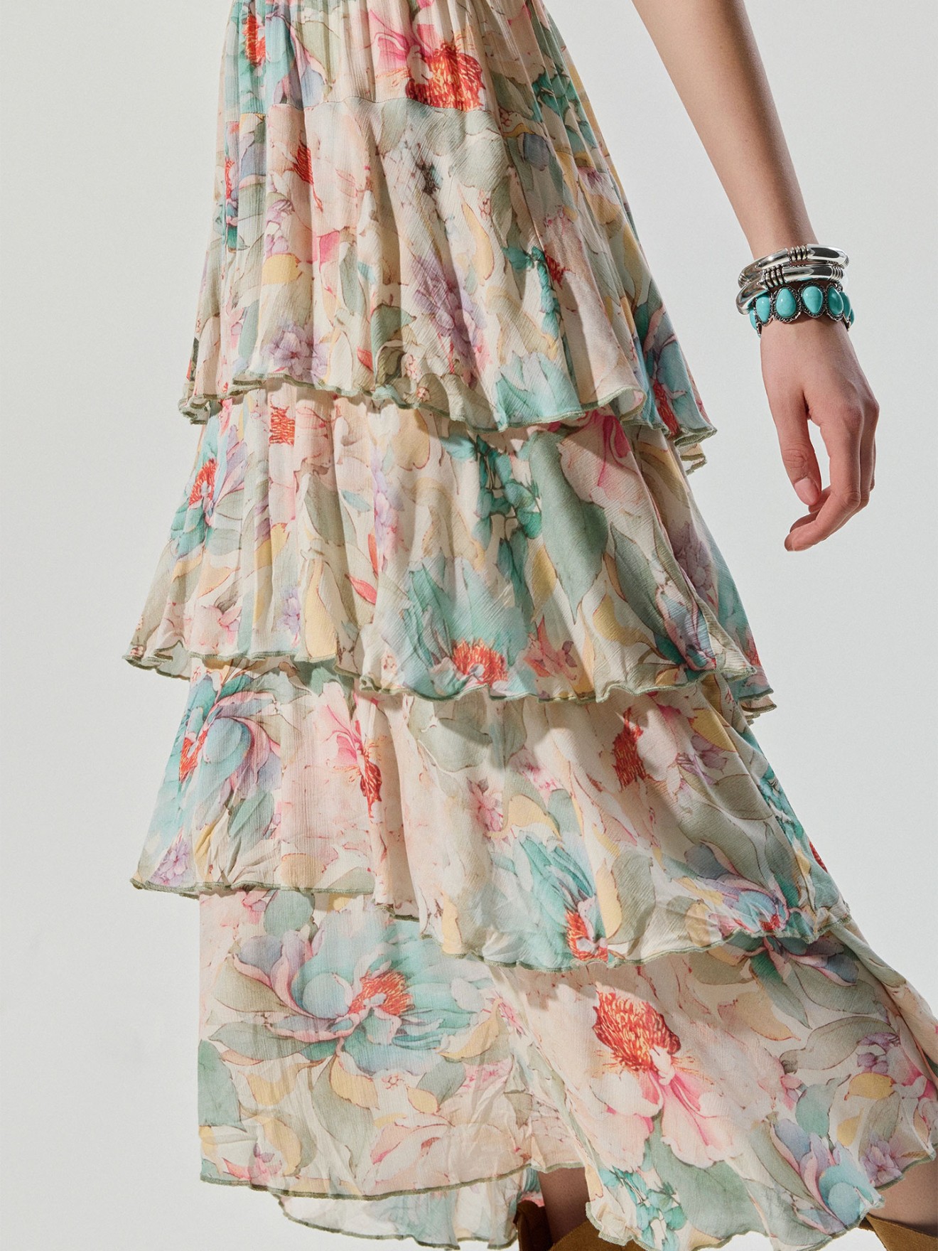 Saia Midi Floral com Folhos