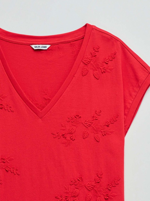 T-shirt com Bordados Florais
