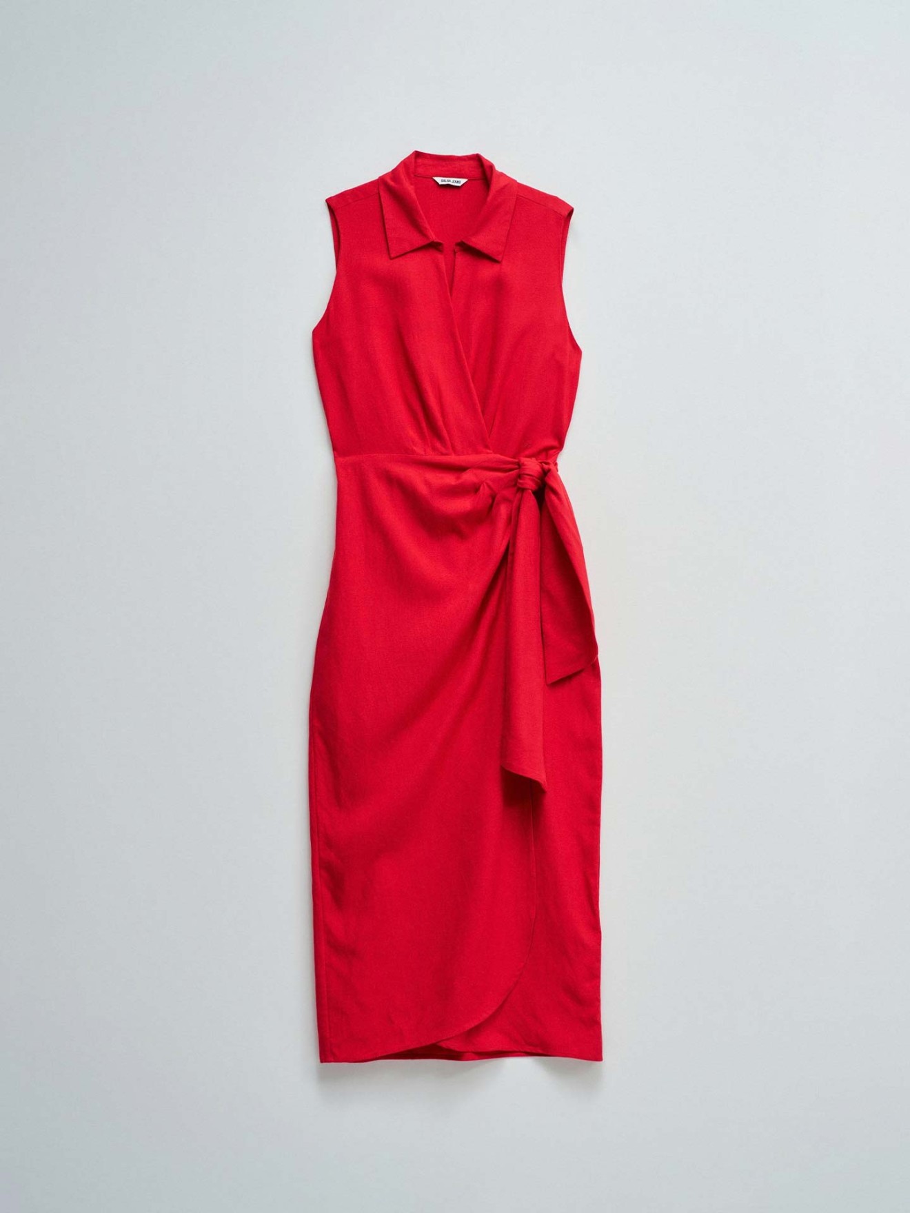 Vestido Midi com Trespasse Frontal