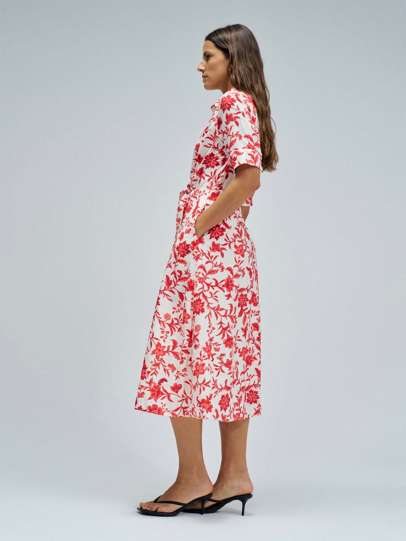 Vestido Camiseiro Midi com Padr�o Floral