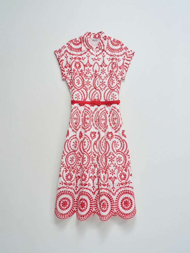 Vestido Camiseiro Midi em Bordado Inglês
