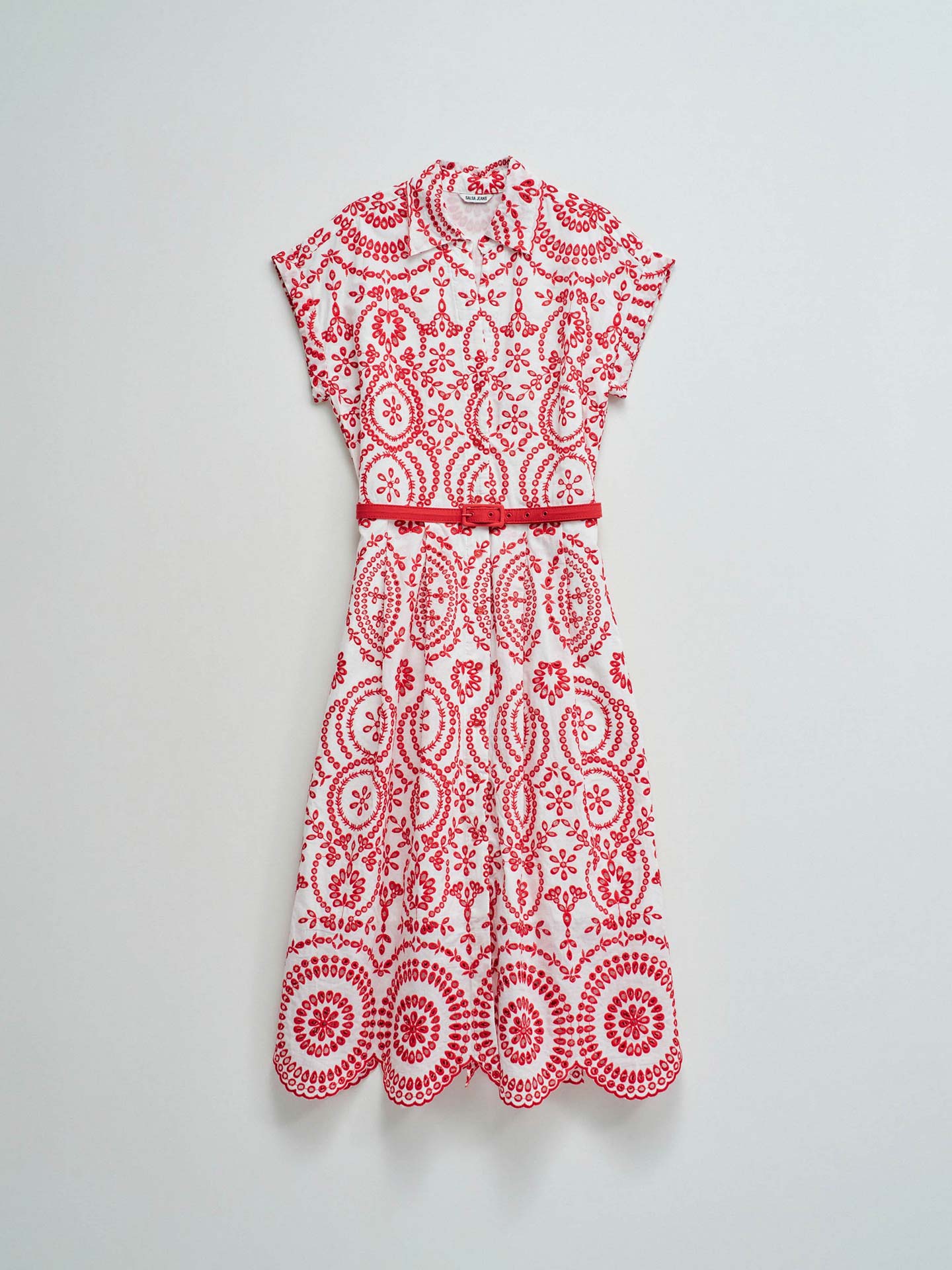 Vestido Camiseiro Midi em Bordado Inglês