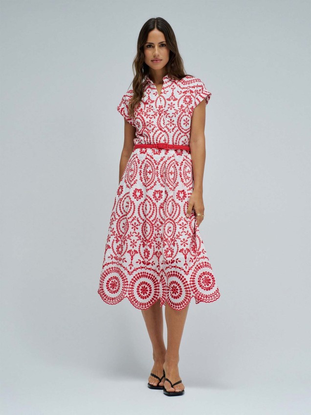 Vestido Camiseiro Midi em Bordado Inglês