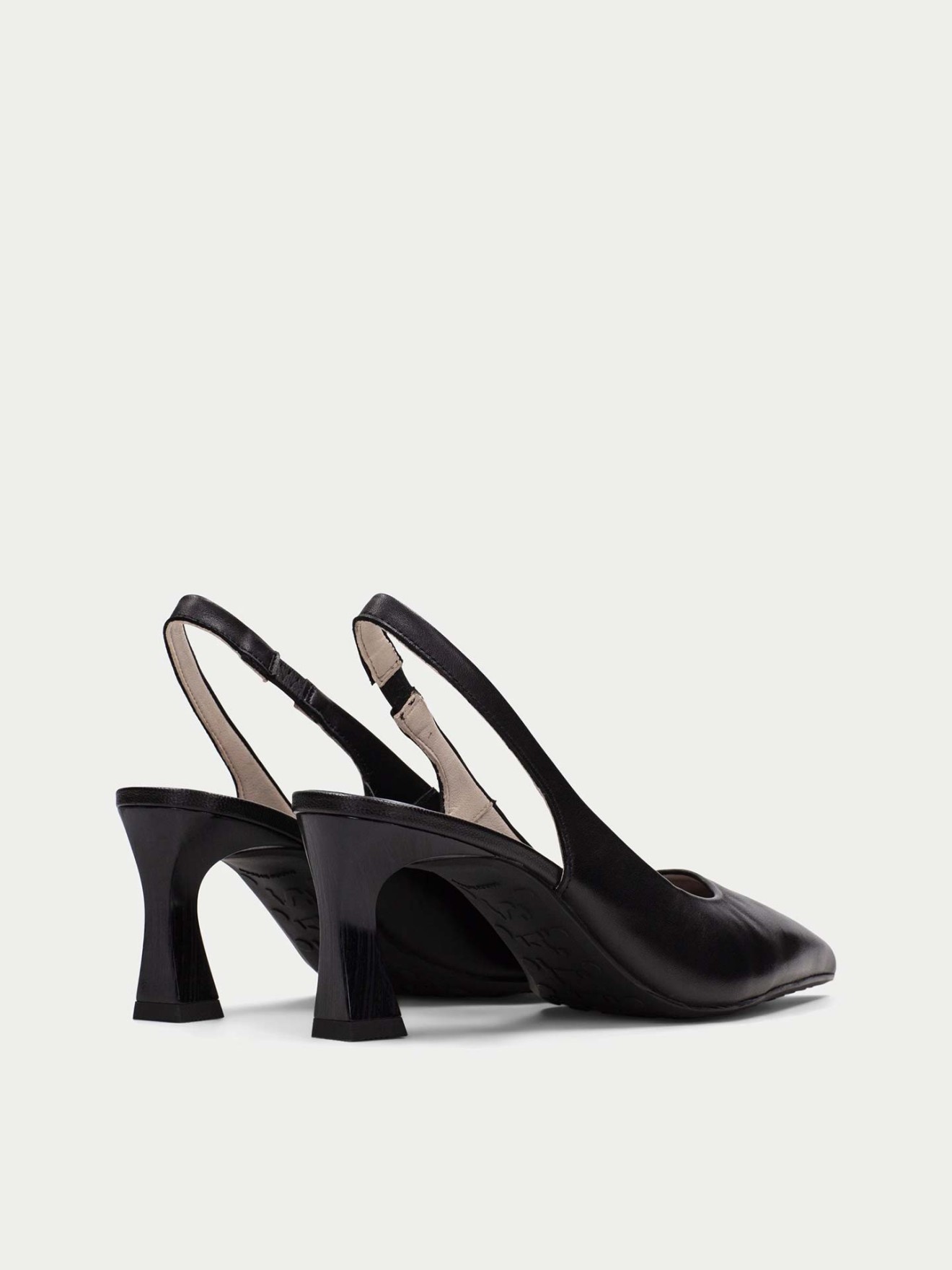 Sapato Slingback em Pele