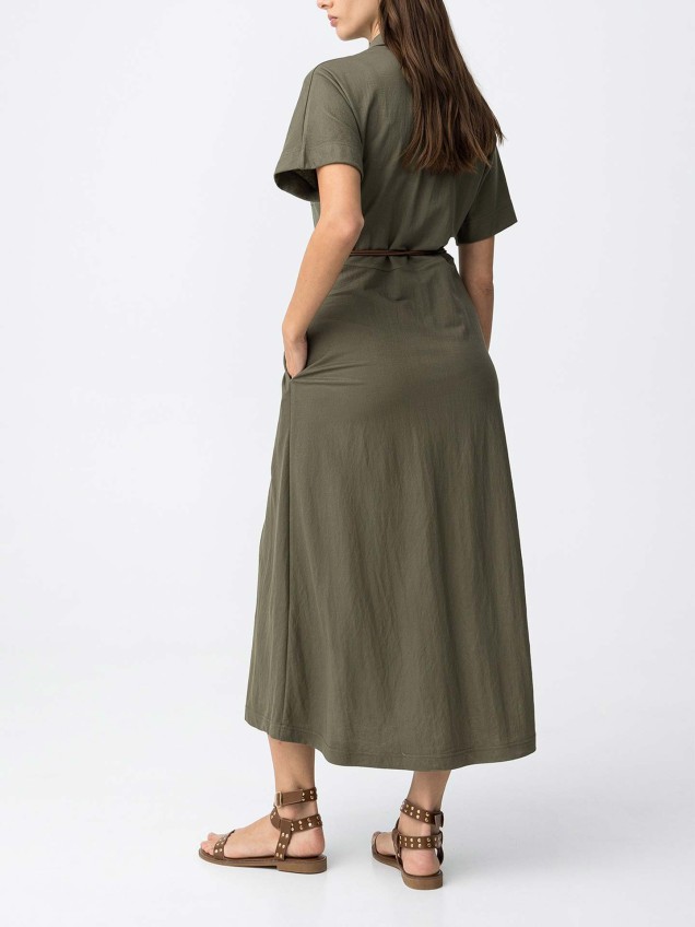 Vestido com Manga Curta