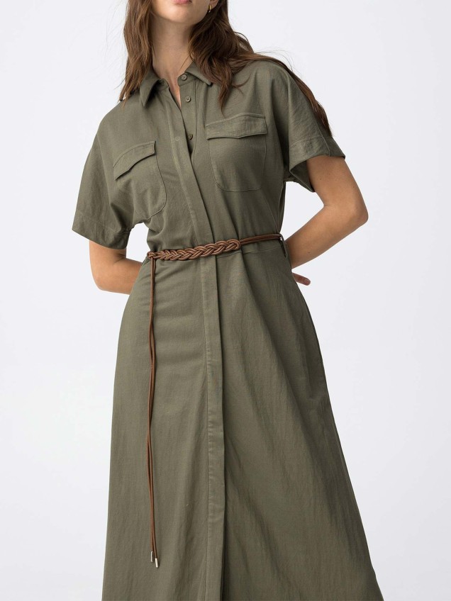 Vestido com Manga Curta
