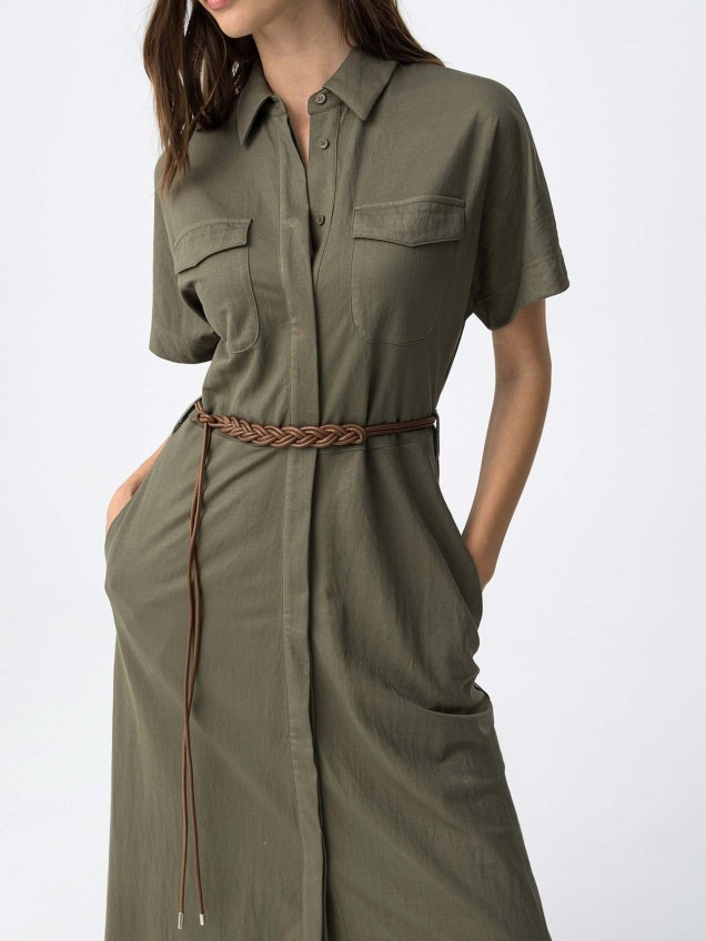 Vestido com Manga Curta