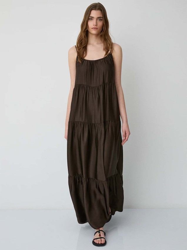 Vestido Comprido com Folhos