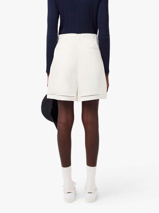 Bermudas Oversized com Pinças