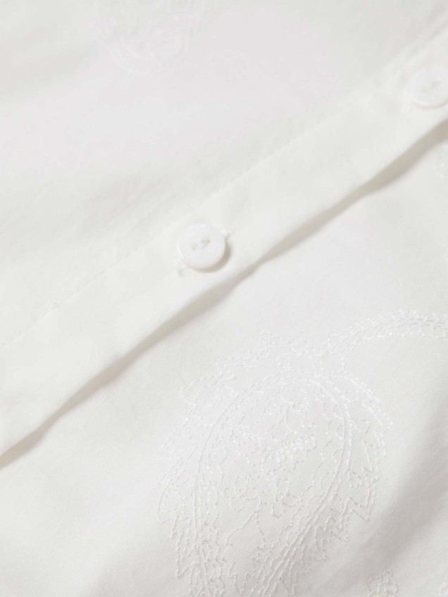Camisa com Bordado Floral