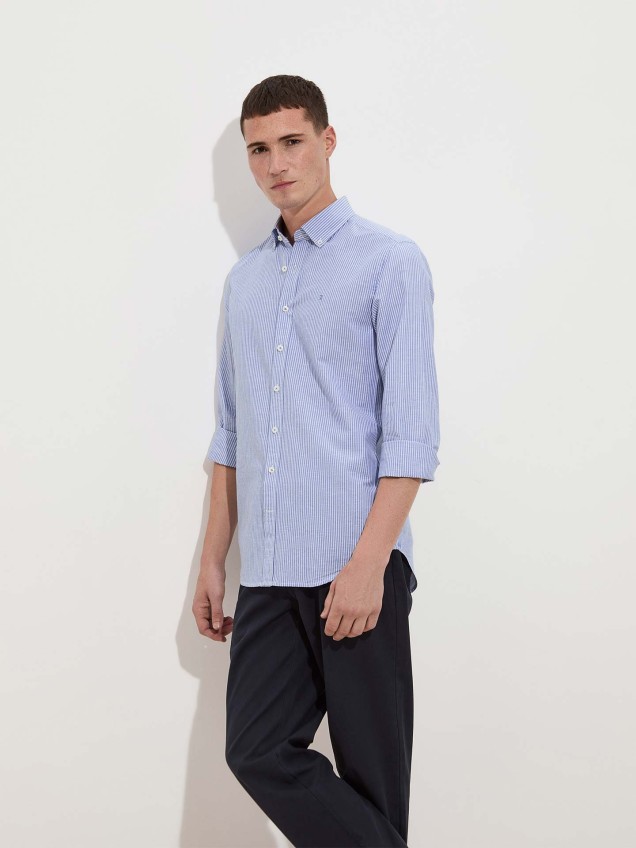 Camisa Slim Fit às Riscas