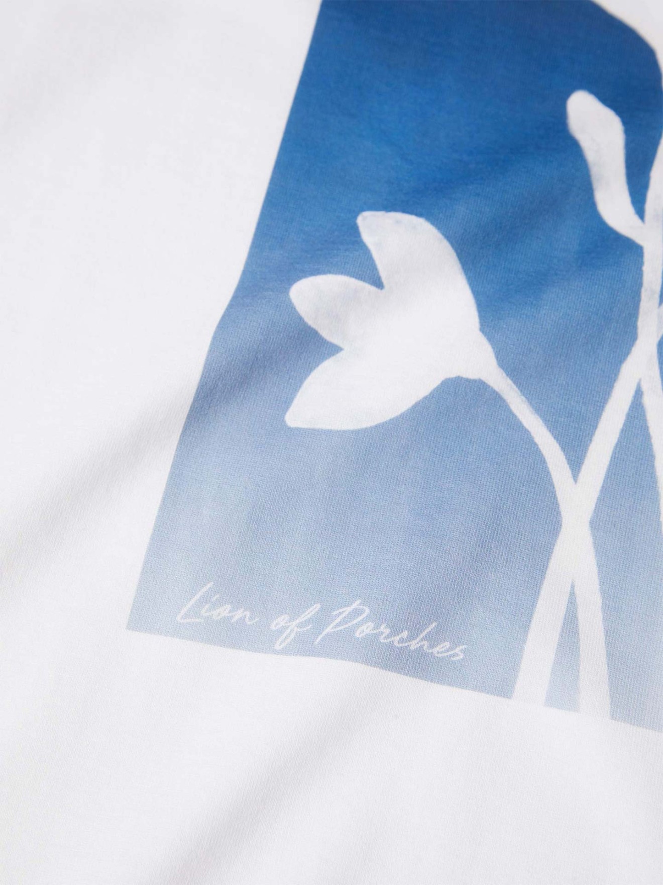 T-shirt com Estampado