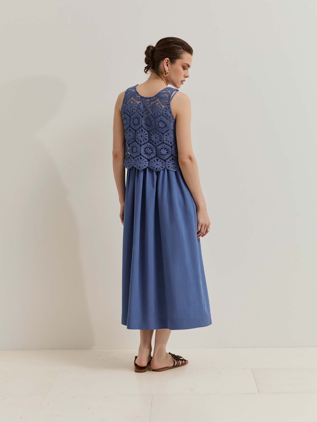 Vestido com Top de Crochet