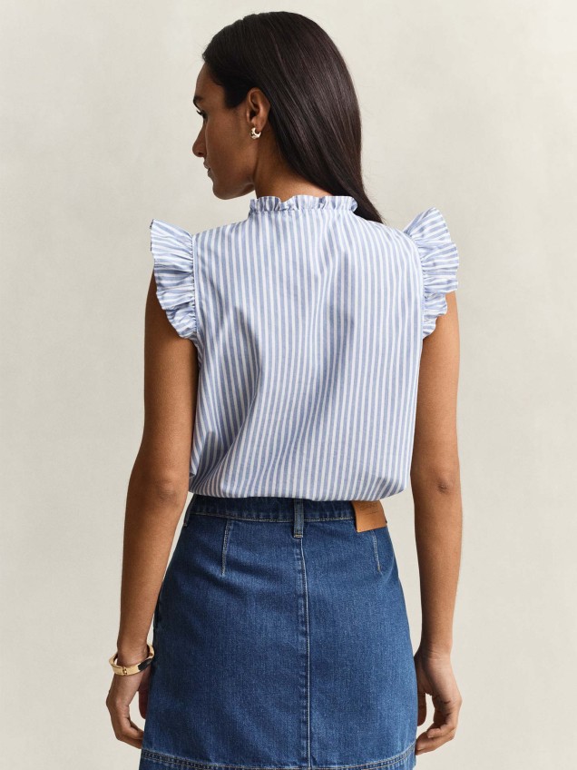 Blusa às Riscas e Folhos