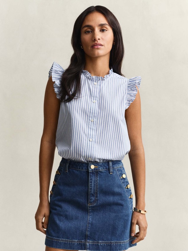 Blusa �s Riscas e Folhos