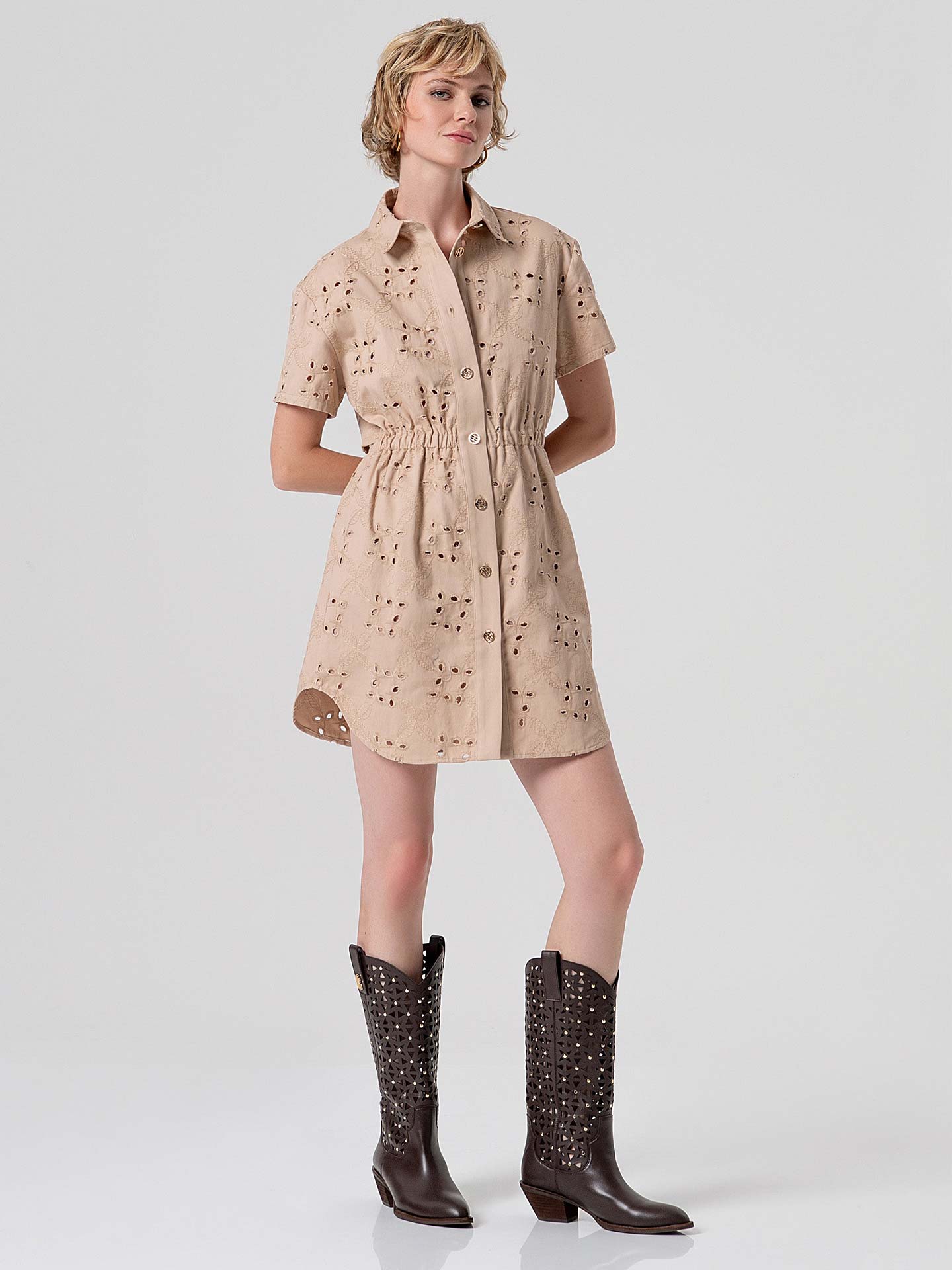 Vestido Camiseiro em Bordado Inglês