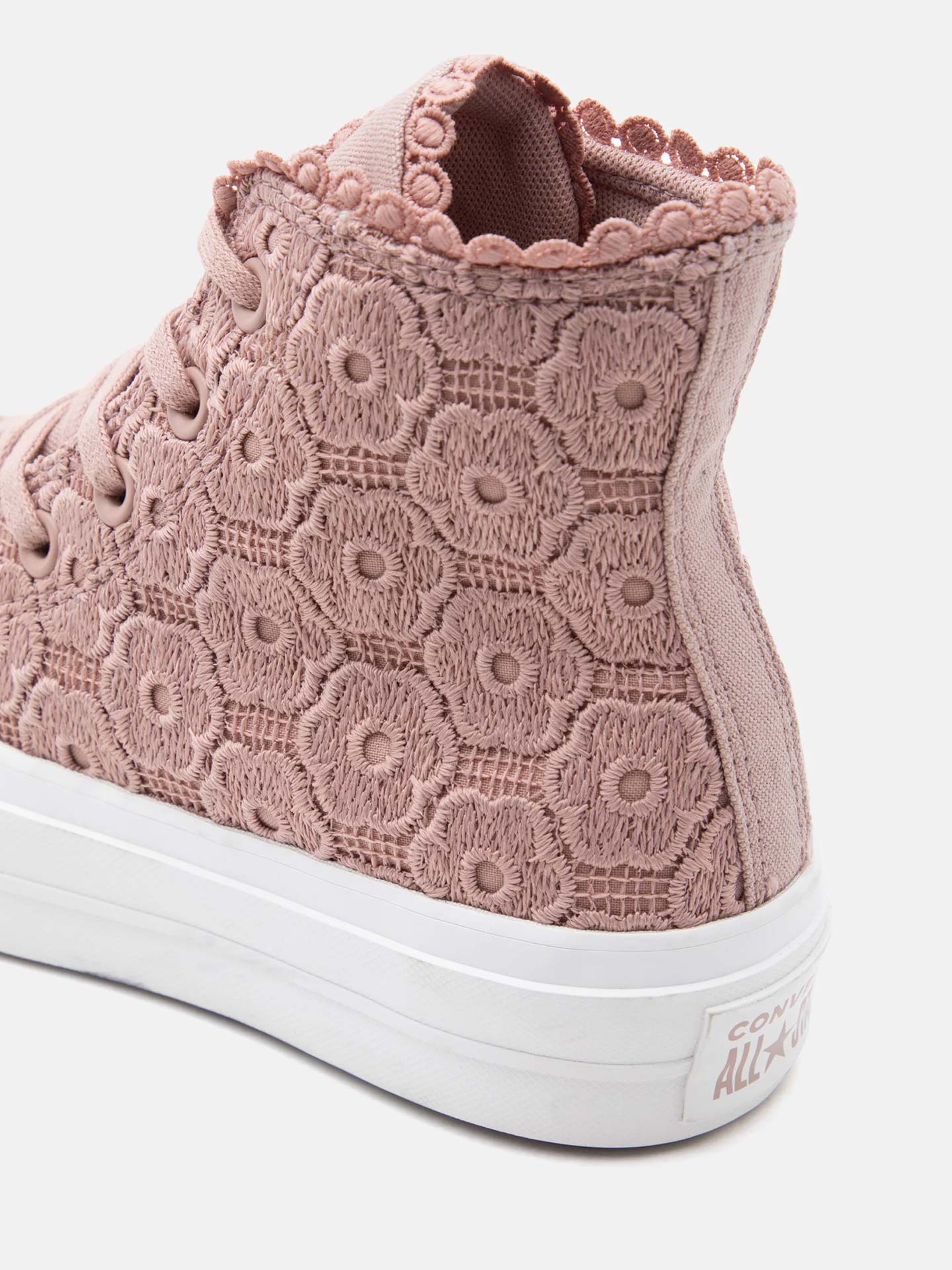 Sapatilhas Chuck Taylor Lift Platform com Bordado