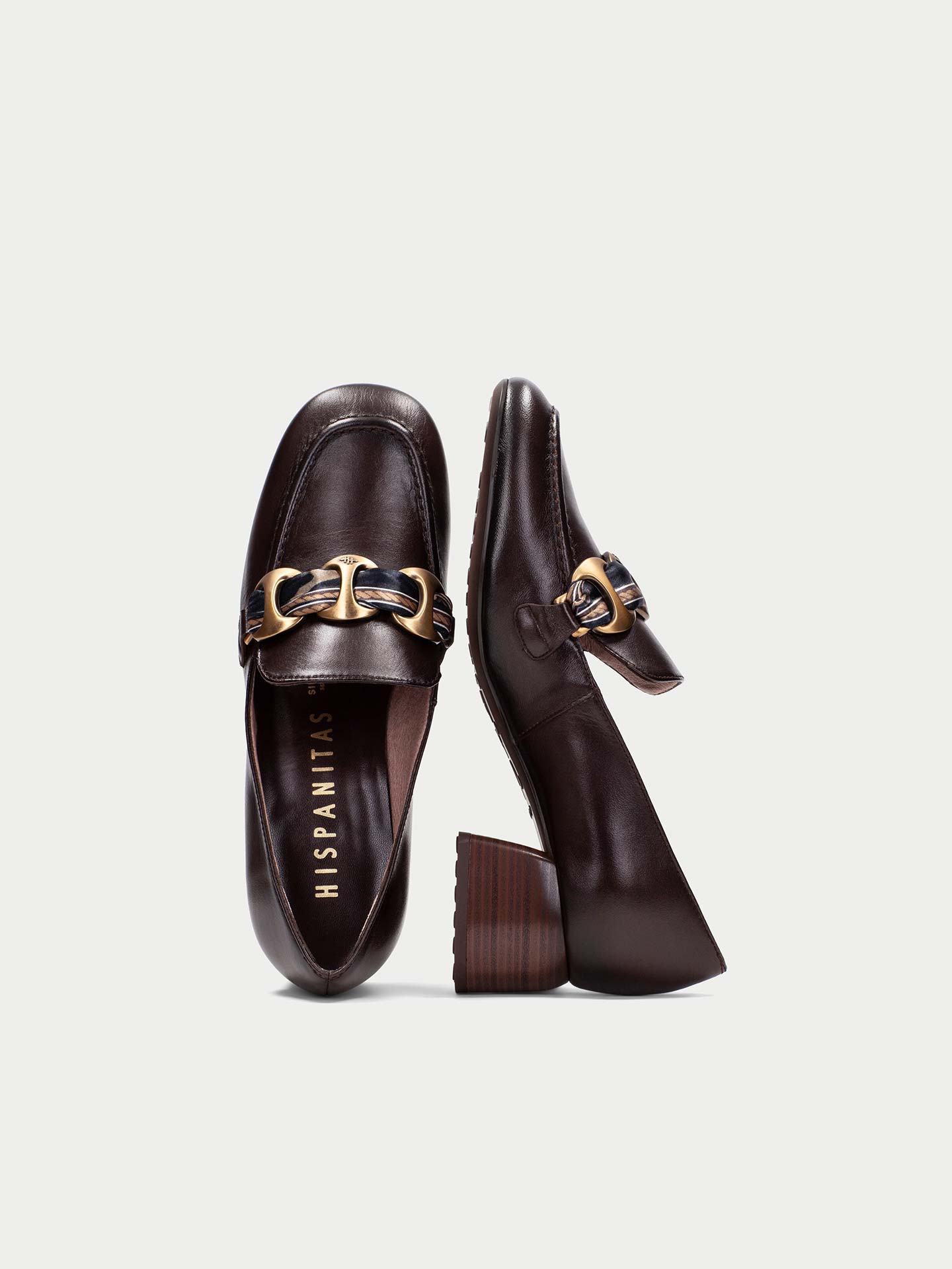 Sapatos Loafers em Pele