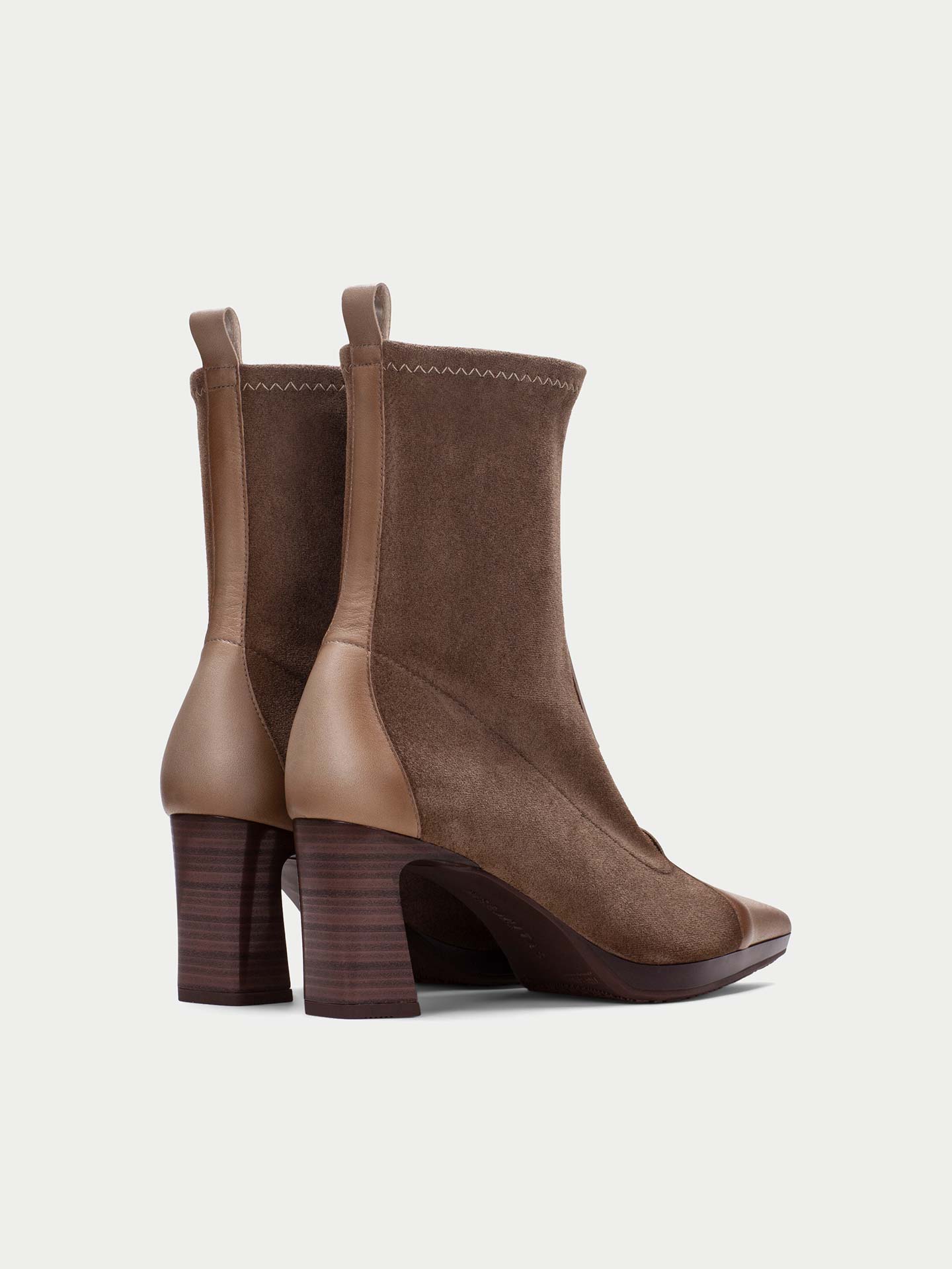 Botas de Salto em Bloco