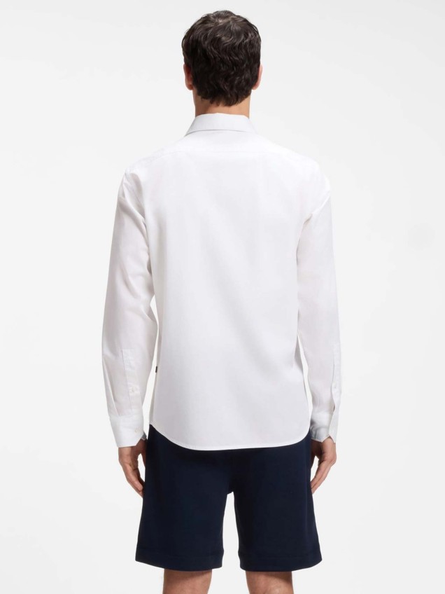 Camisa com Bordado