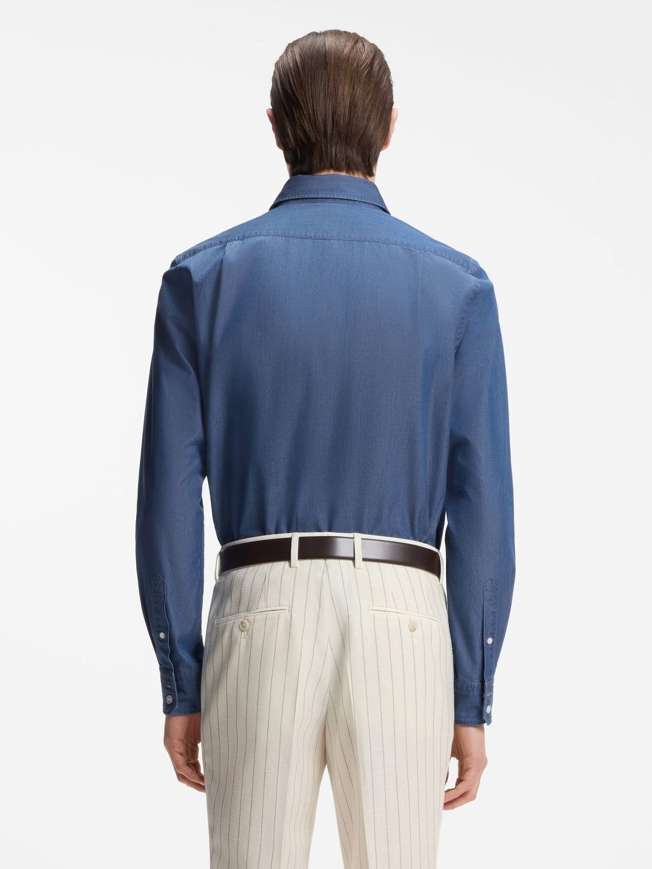 Camisa com Bolso no Peito