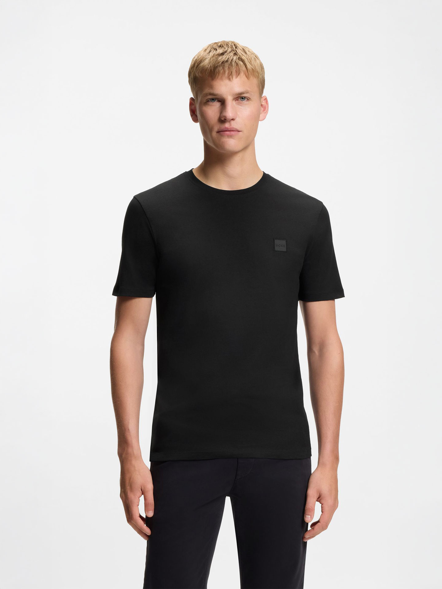 T-shirt com Logo