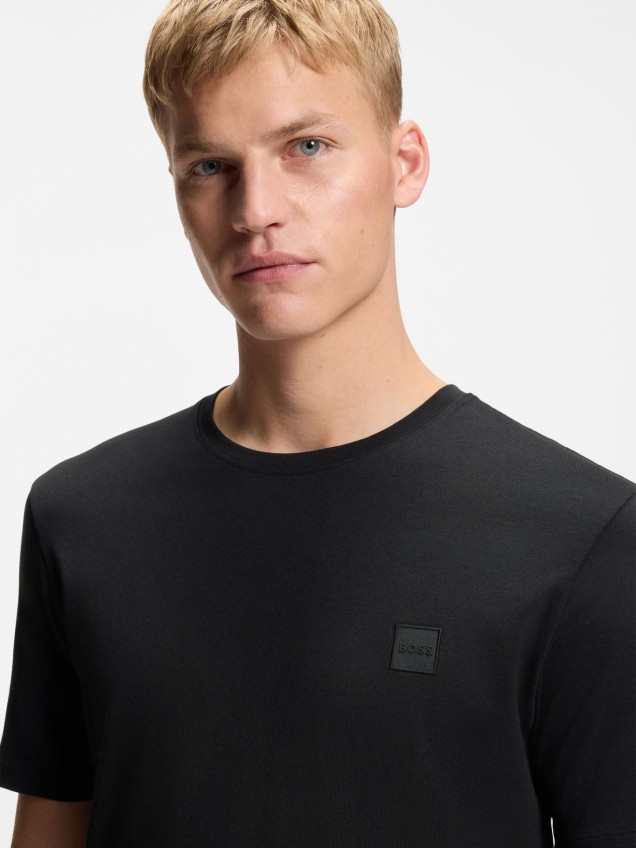 T-shirt com Logo