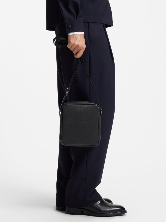 Bolsa de Repórter em Couro Regenerado
