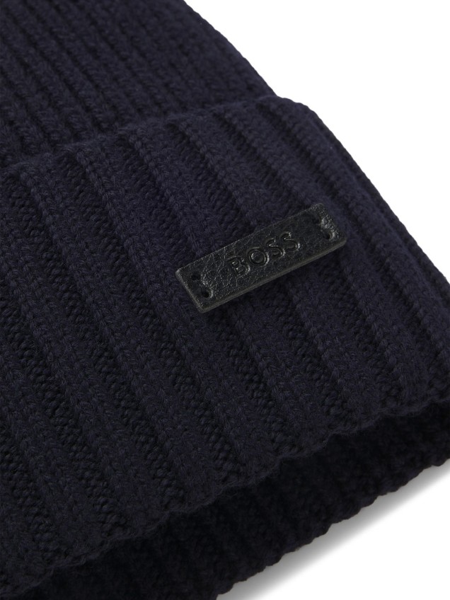 Gorro em Malha Canelada