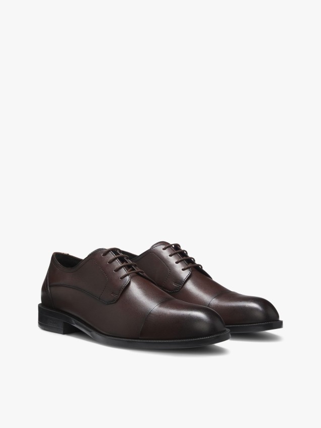 Sapatos Derby em Pele