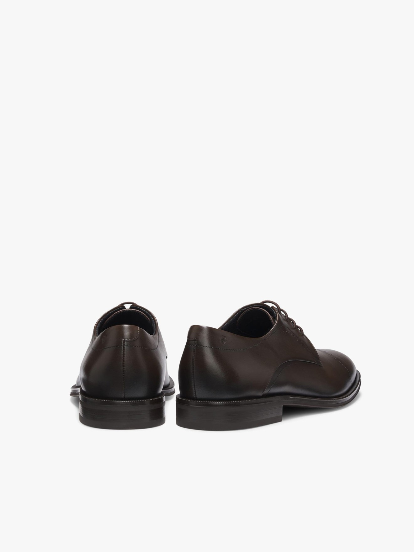 Sapatos Derby em Pele