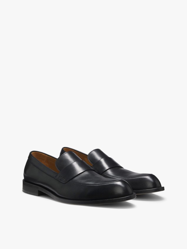 Loafers em Pele