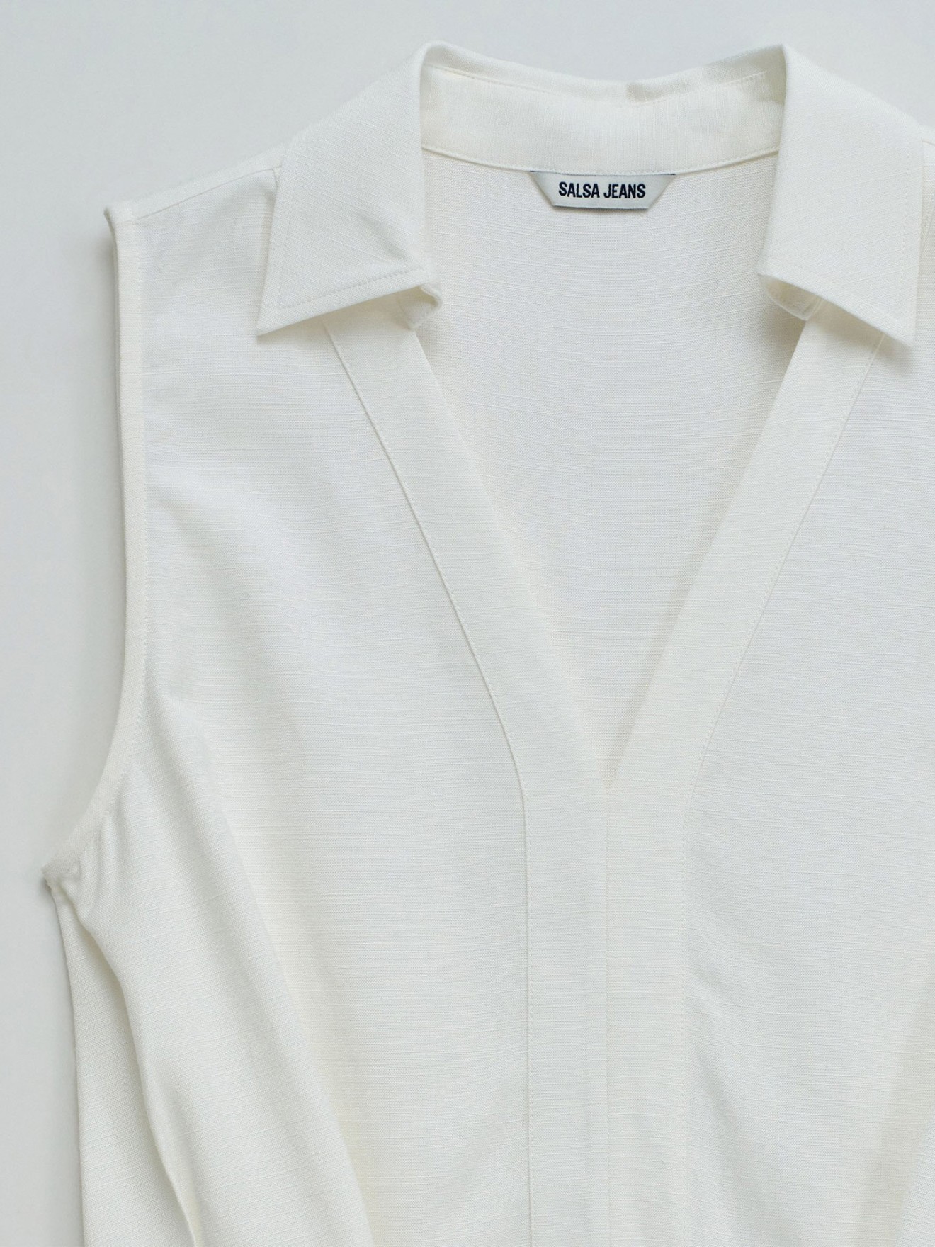 Blusa com Decote em V