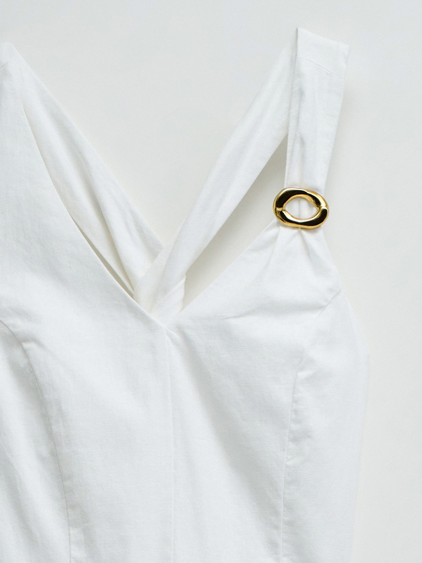 Vestido Midi com Decote em V