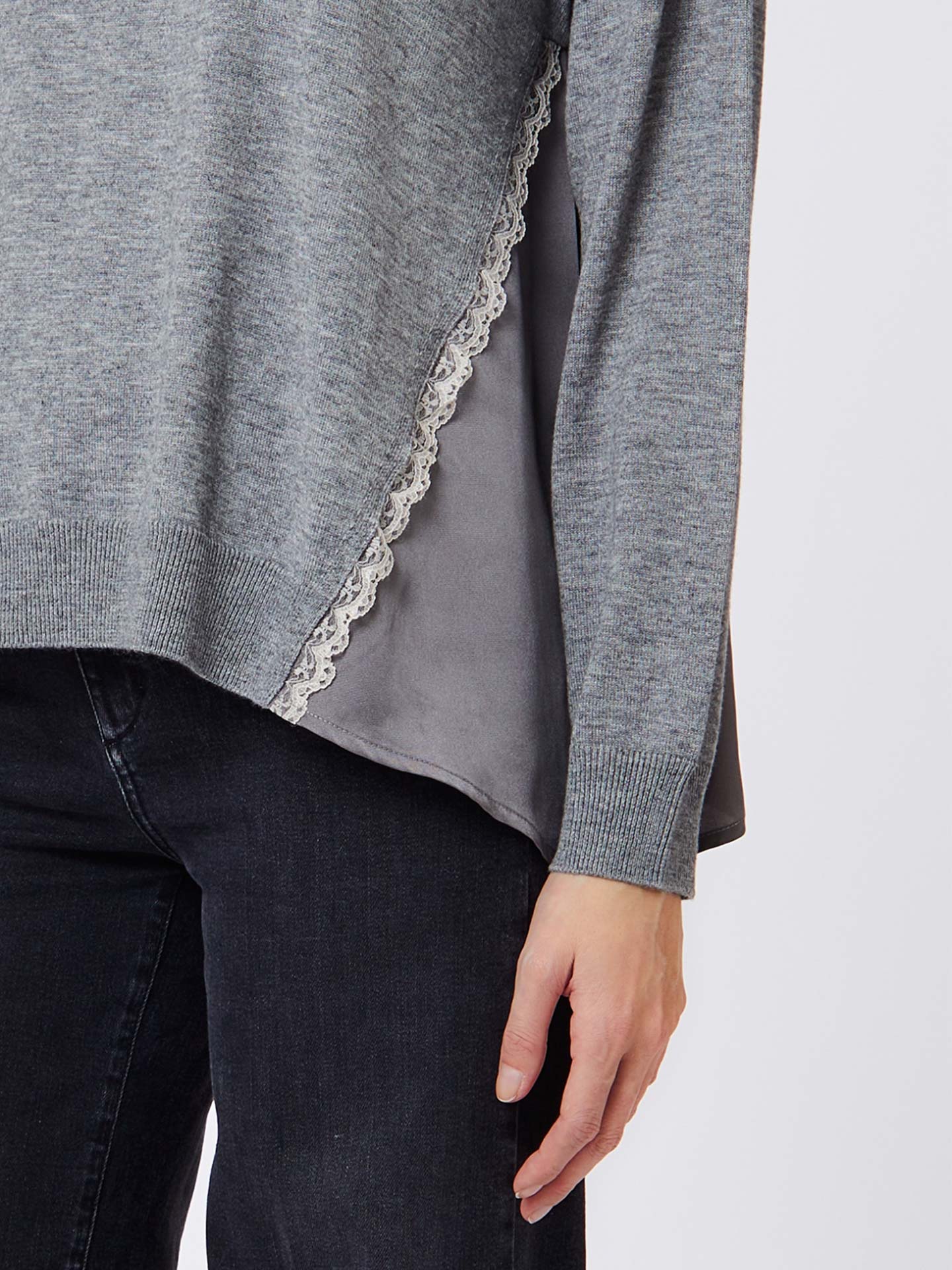 Camisola com Inserções de Cetim