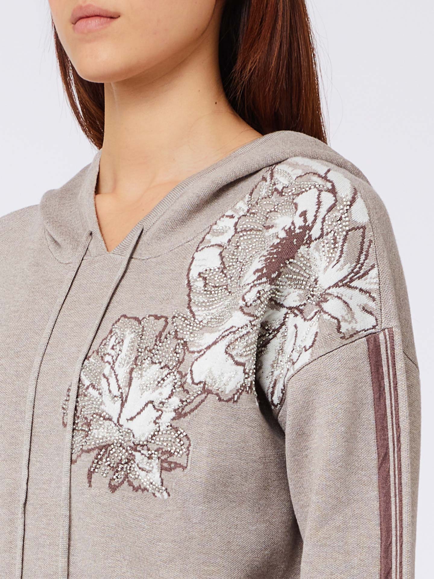 Camisola de Malha com Capuz e Detalhe Floral