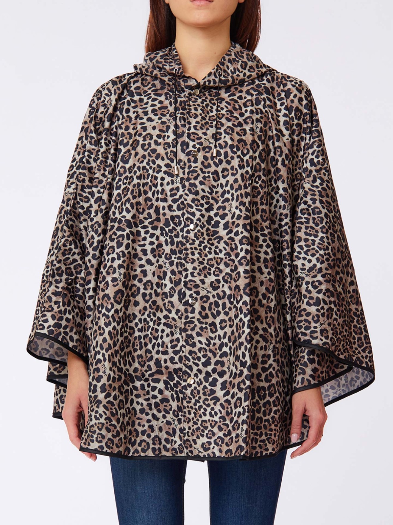 Capa com Capuz e Padr�o Animal Print