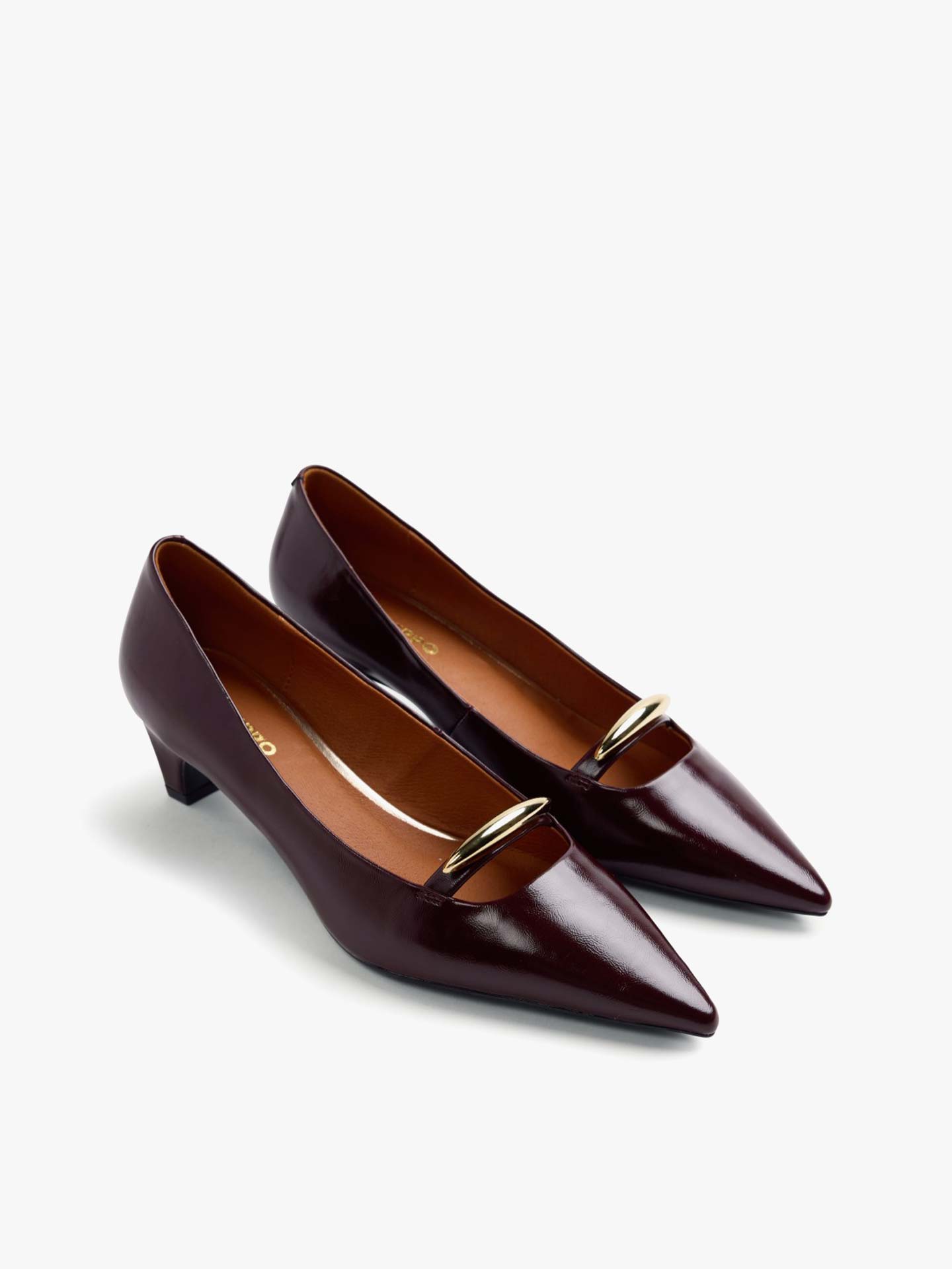 Sapatos de Salto com Efeito Verniz