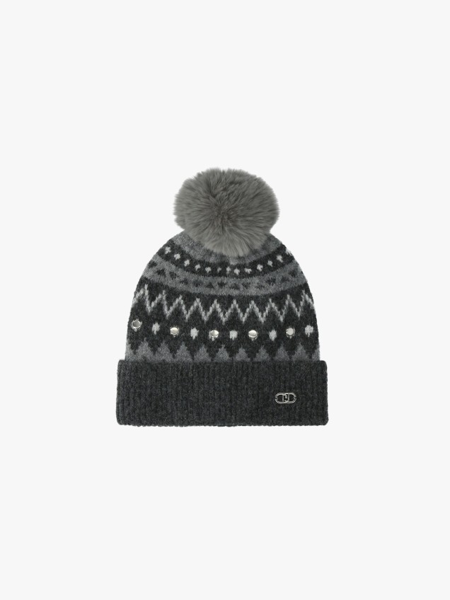 Gorro em Malha Jacquard com Tachas
