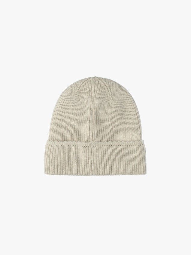 Gorro de Malha com Aplicações