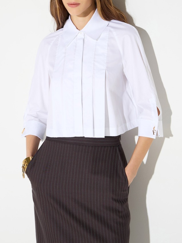Camisa Curta com Pregas